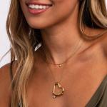 Charming Heart Necklace in Gold