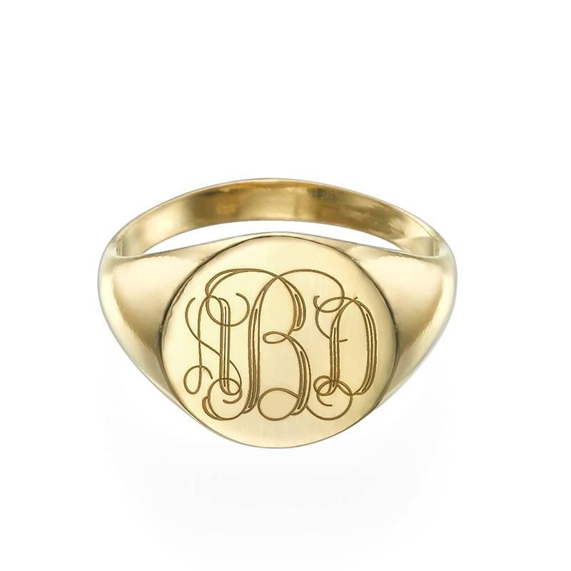 Signet Ring with Engraved Monogram for Women in Gold